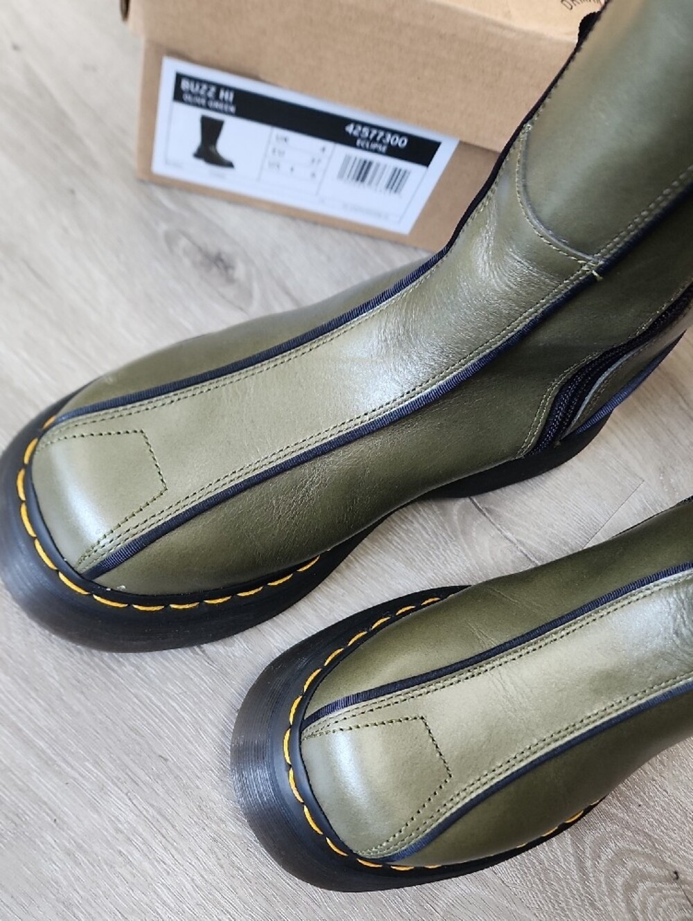 Dr. Martens Olive Green Leather Platform Buzz HI OLIVE ECIPSE - Picture 3 of 4